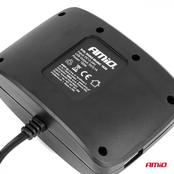 Drievoudige stekkerdoos oplader 2x USB A AAN/UIT knop 12/24V 100W 70cm AMIO-04362