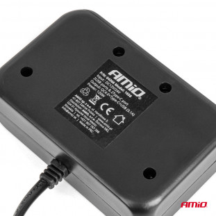 Drievoudige stekkerdoosoplader met digitaal display 2x USB A 1x USB C QC 4.0 12/24V 120W 80cm