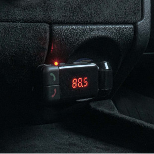 FM Transmitter 2×USB-A 12V 24V