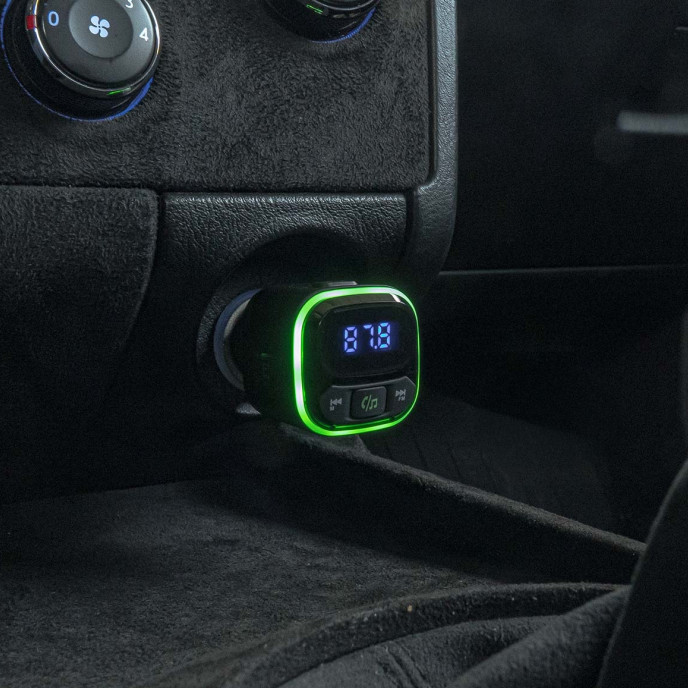 FM Transmitter 1×USB-A 2×USB-C 12V 24V